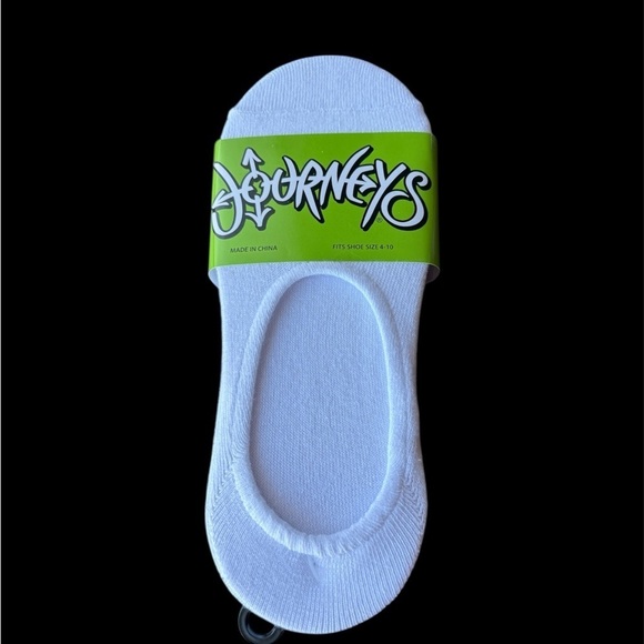 Journey Shoes - NWT Journeys Woman’s White No-Show Socks